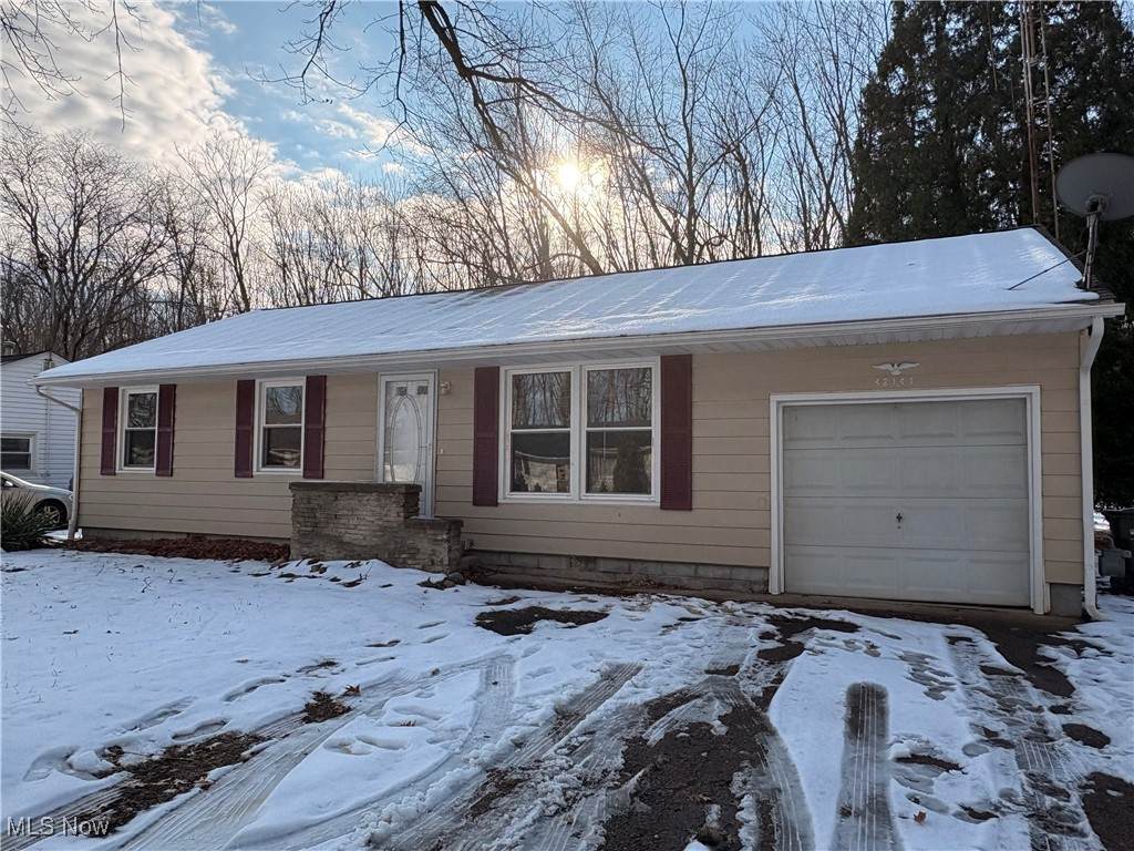 42141 Emerson Court - Photo 1