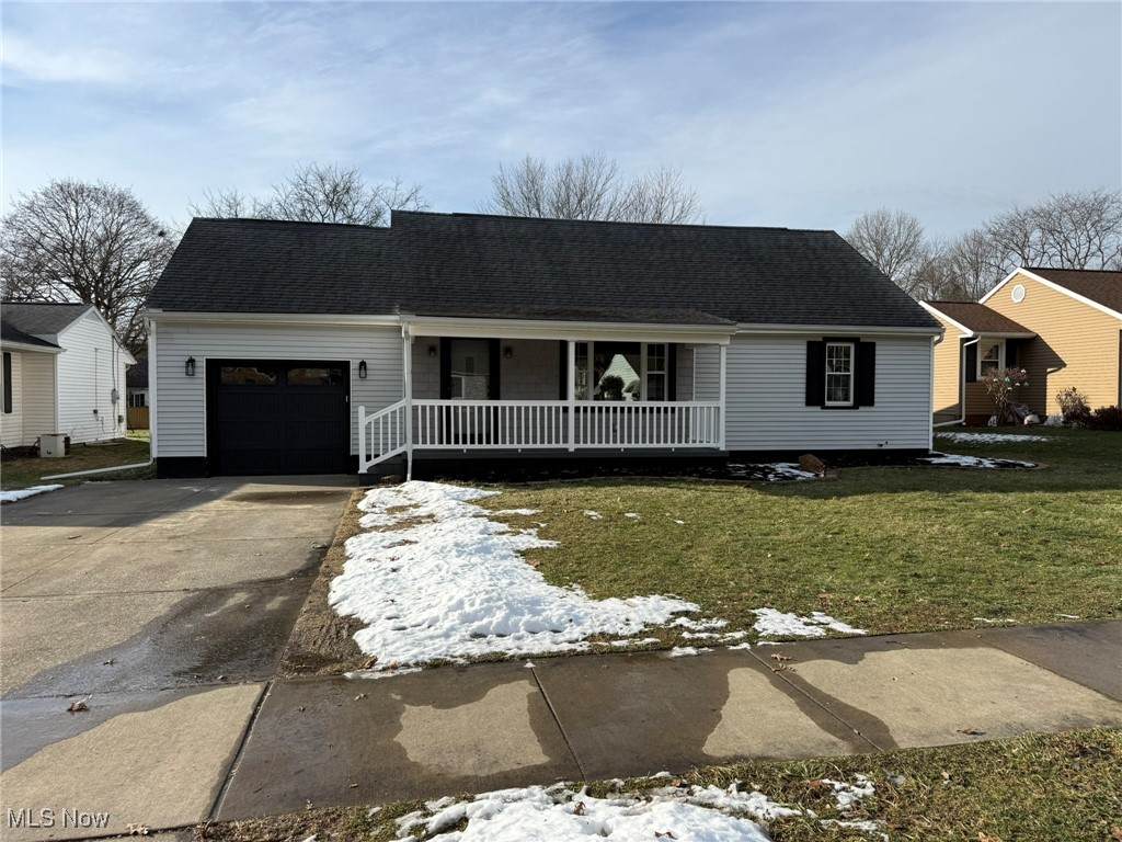 916 Oak Street - Photo 1