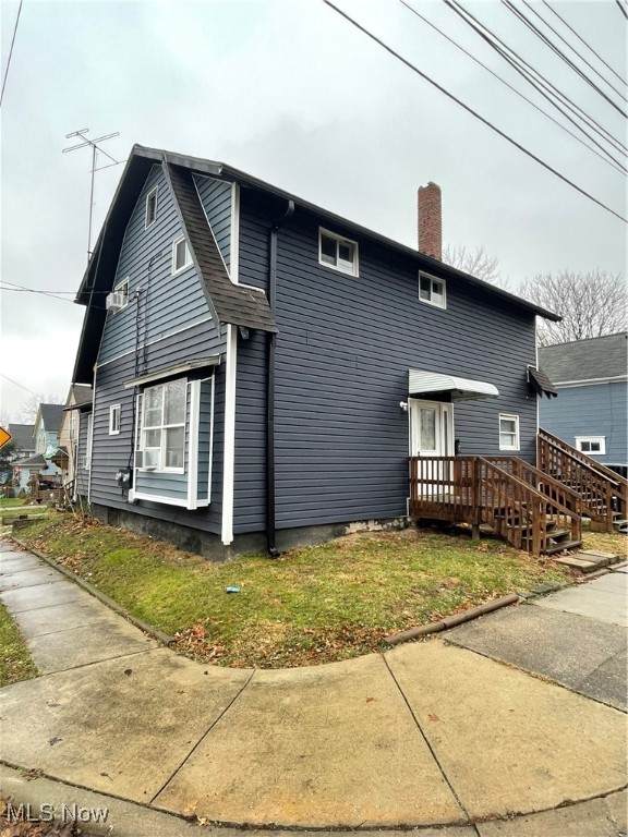 375 Mcgowan Street - Photo 1