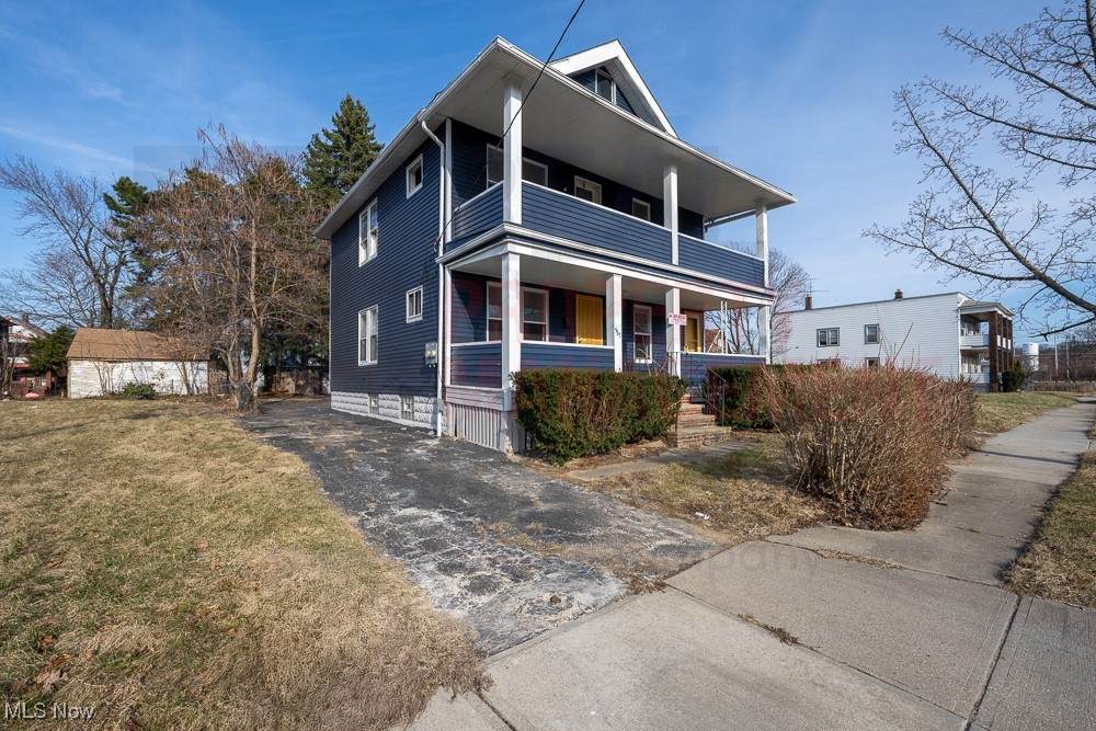 987 Evangeline Road - Photo 1