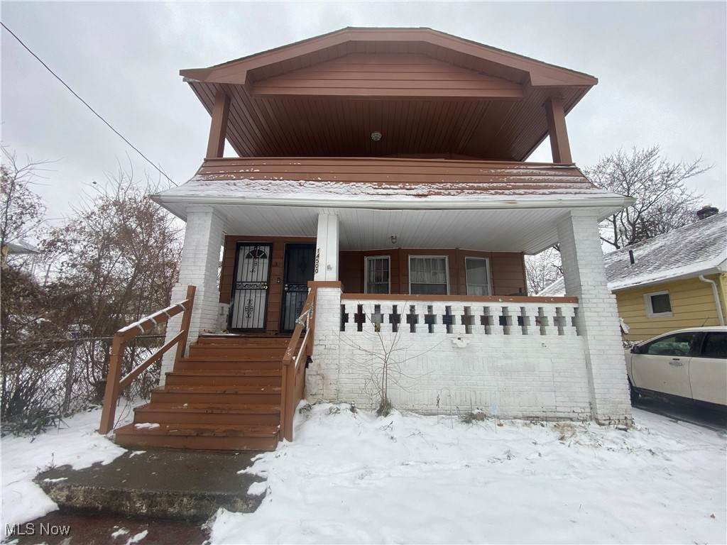 14500 Kingsford Avenue - Photo 1