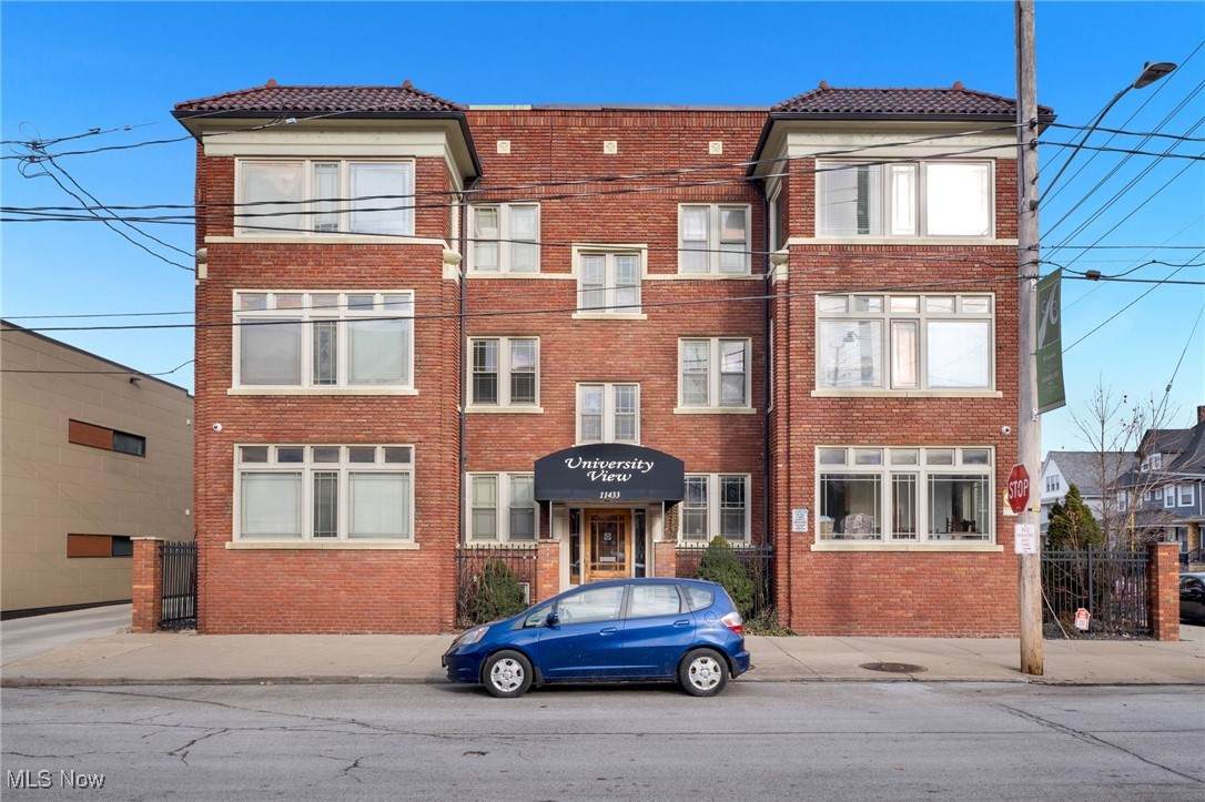 11433 Ashbury Avenue - Photo 1