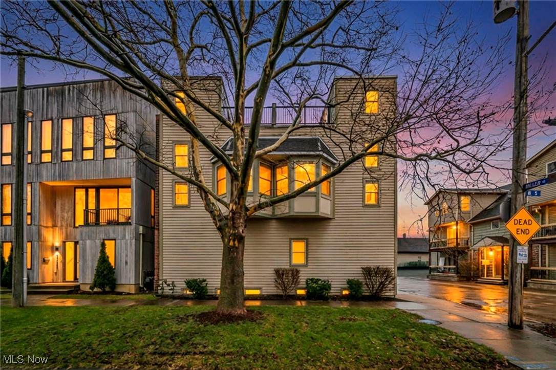 2339 5th Street - Photo 1