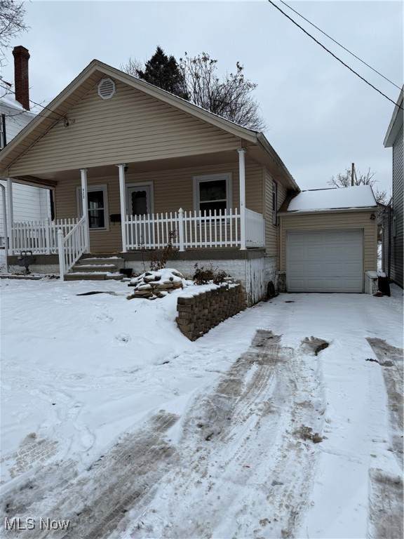 923 Orchard Grove Avenue - Photo 1