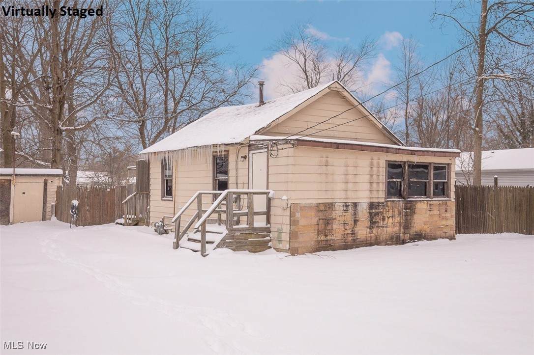 903 Oakwood Boulevard - Photo 1