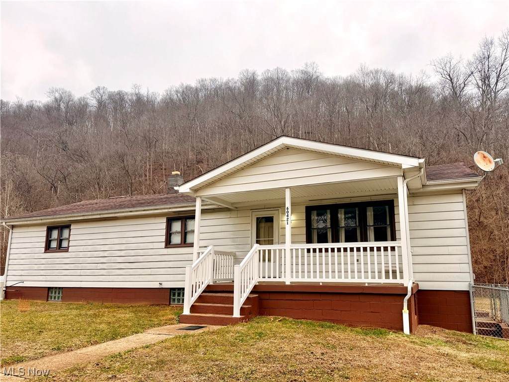 60421 Johnson Avenue - Photo 1