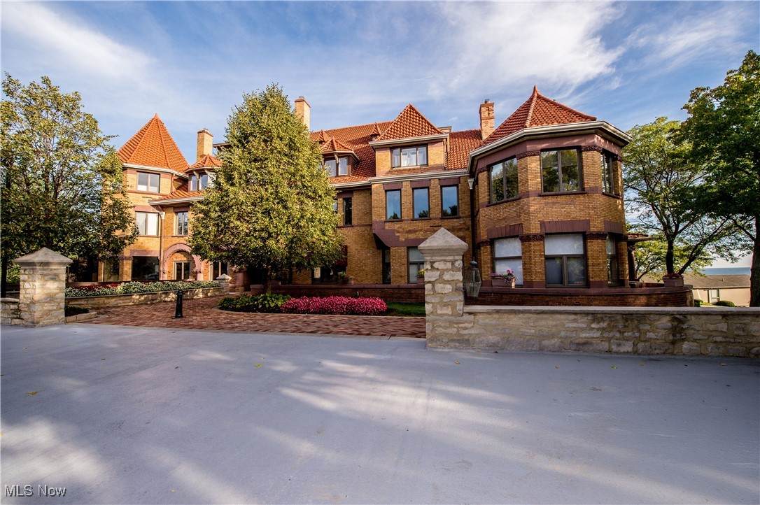 23200 Lake Road - Photo 1