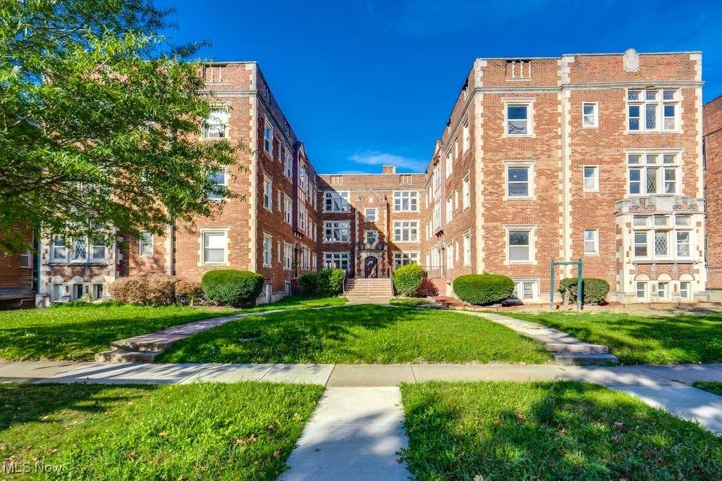 2828 Moreland Boulevard - Photo 1