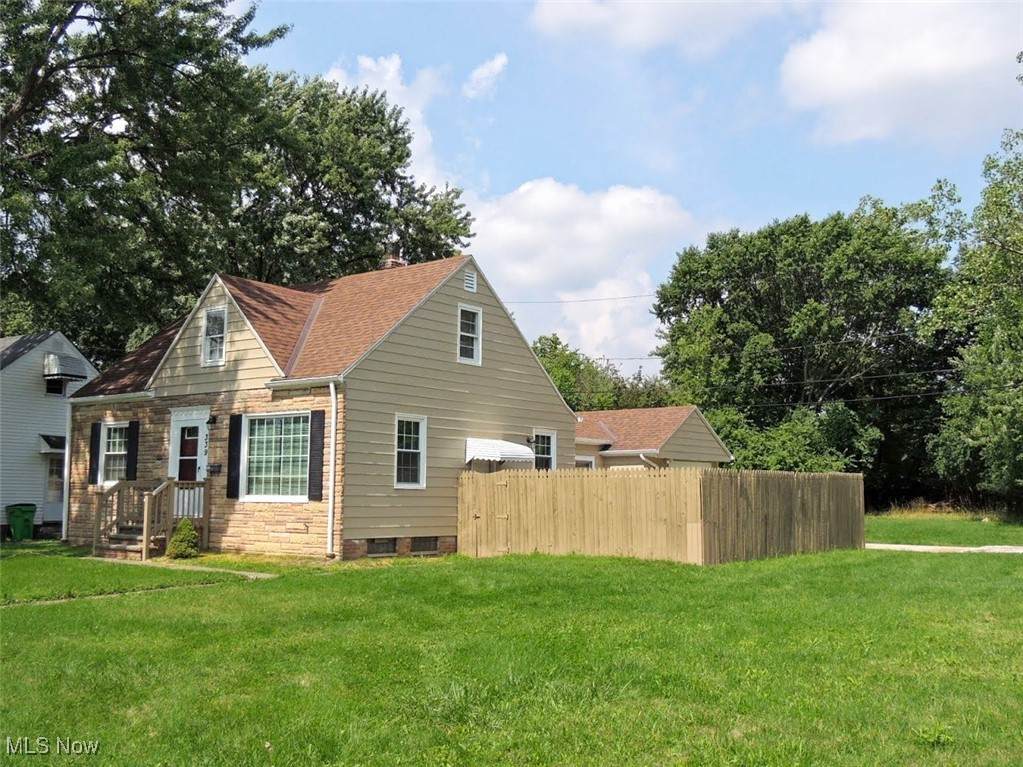 339 Grand Boulevard - Photo 1