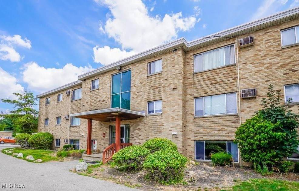 5200 Royalton Road - Photo 1