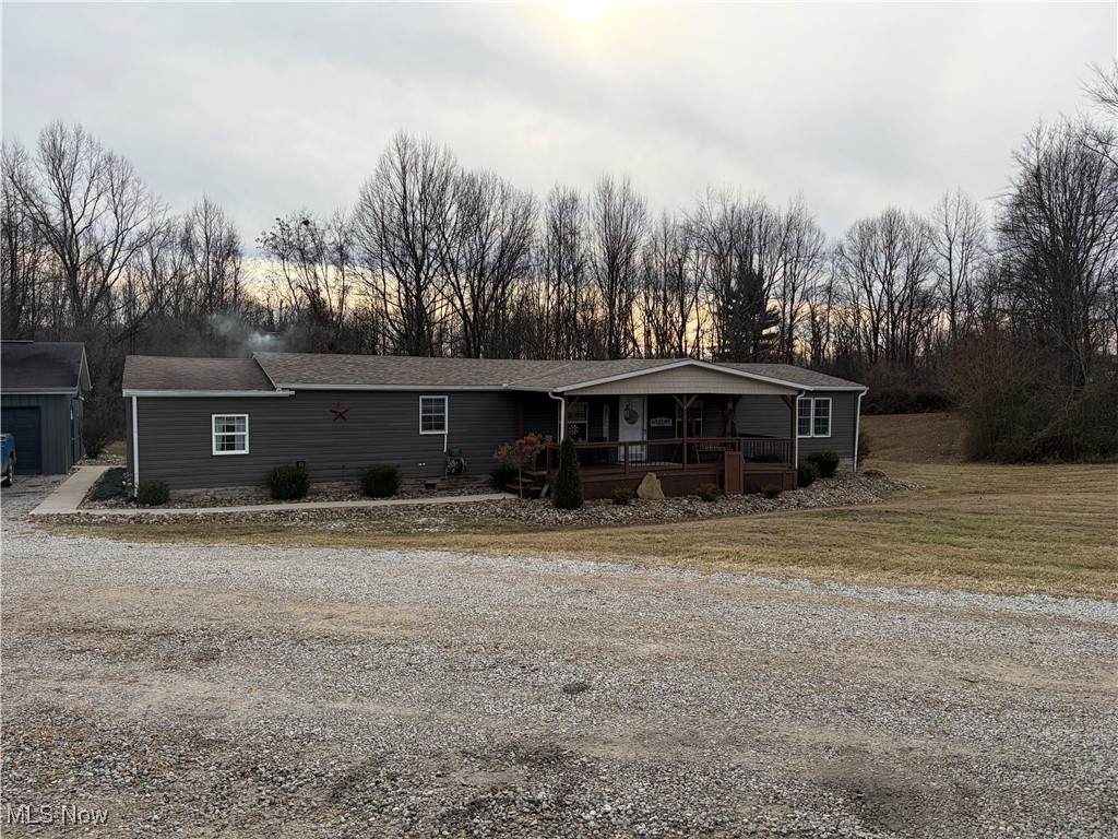 58790 Claysville Road - Photo 1