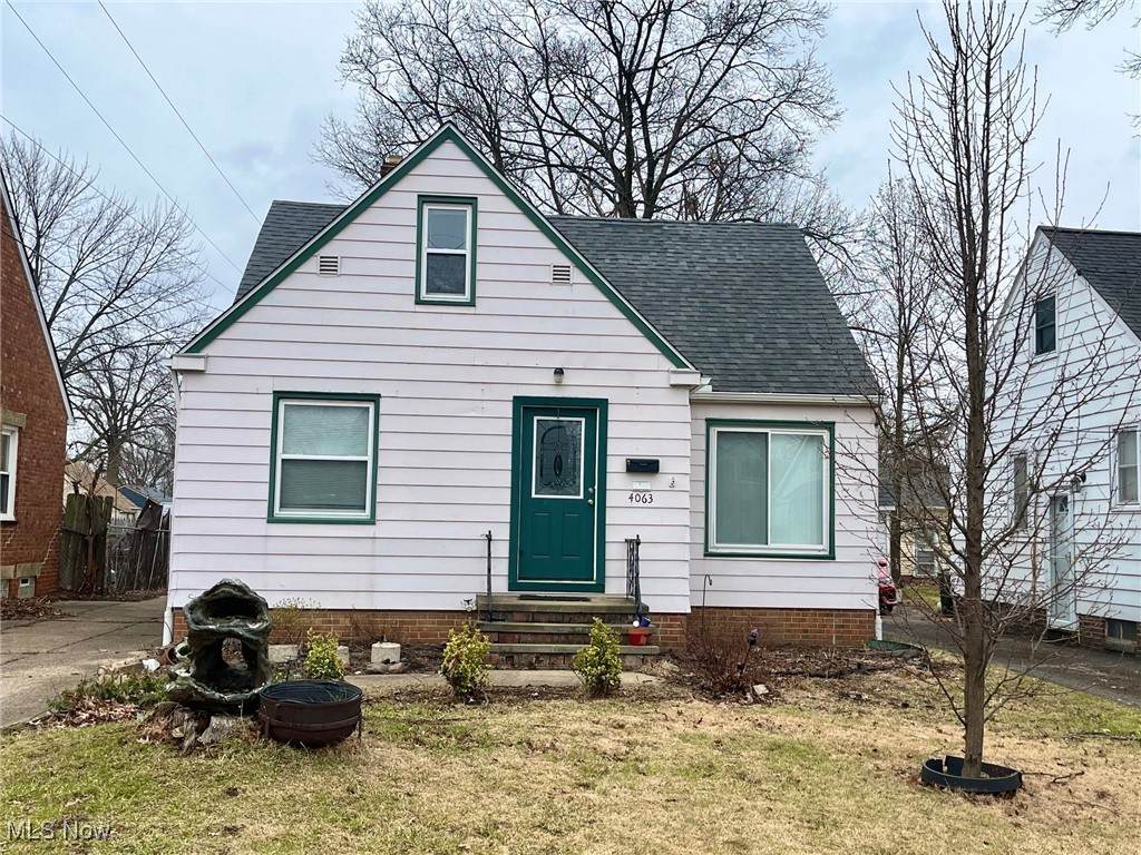 4063 140th Street - Photo 1