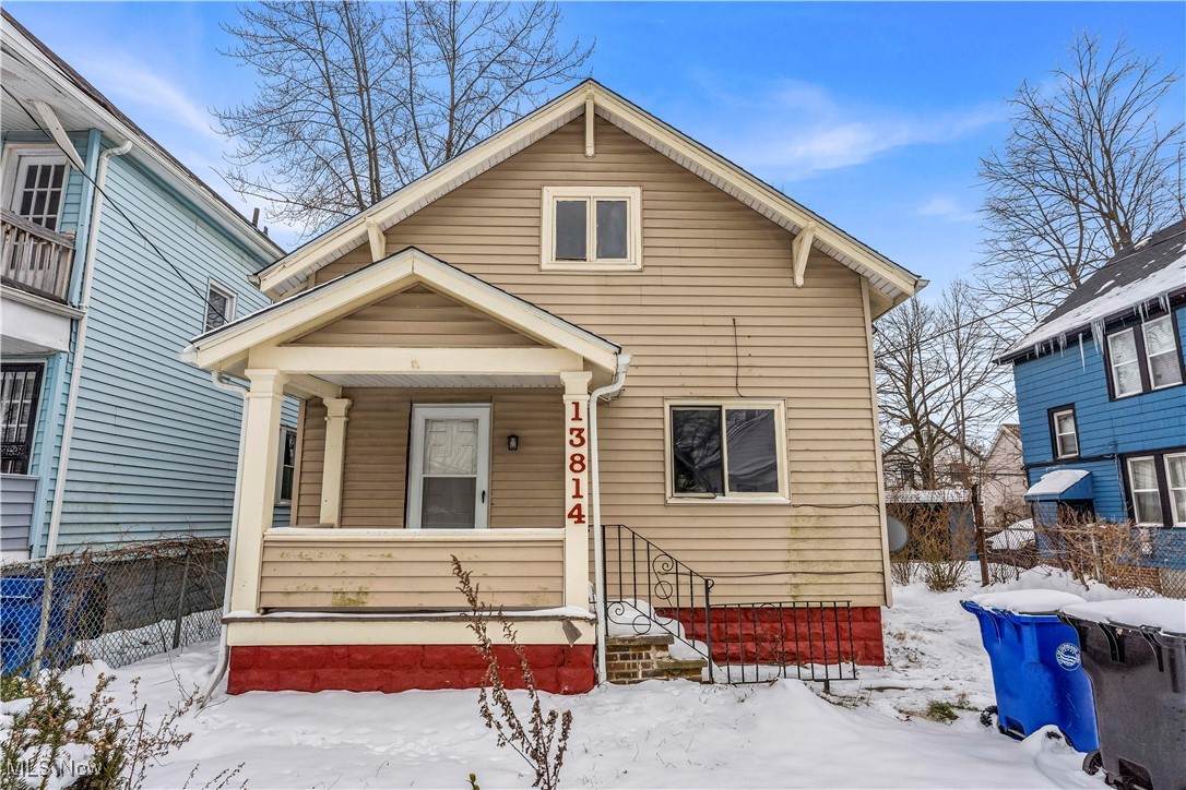 13814 Durkee Avenue - Photo 1