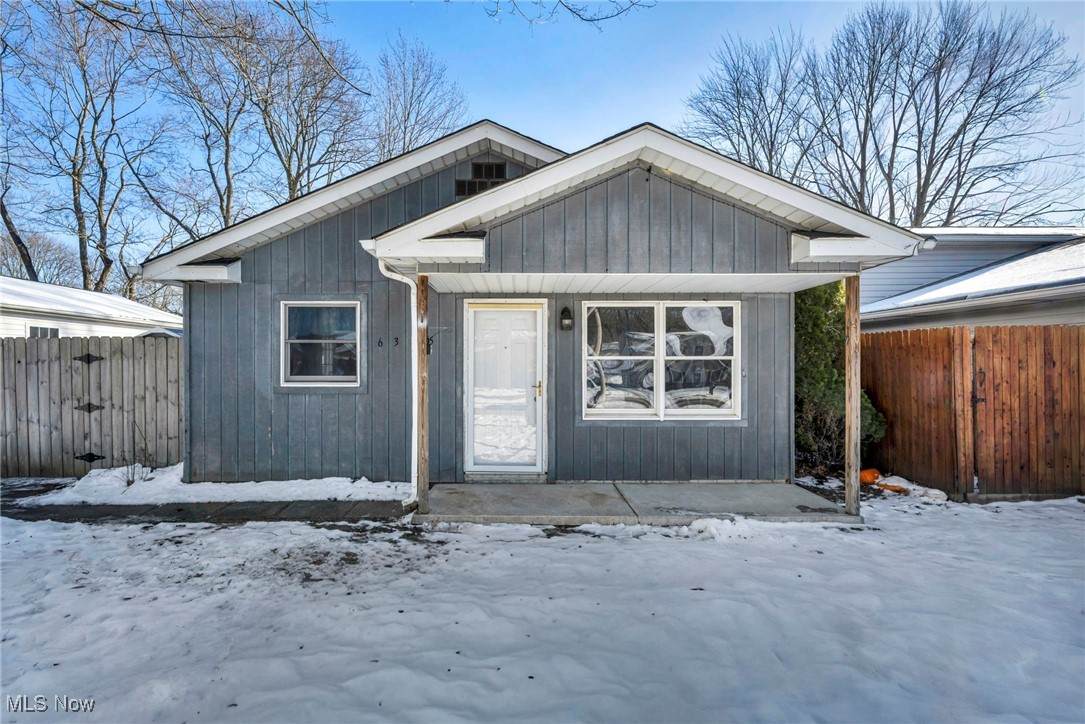 6385 Rosebelle Avenue - Photo 1