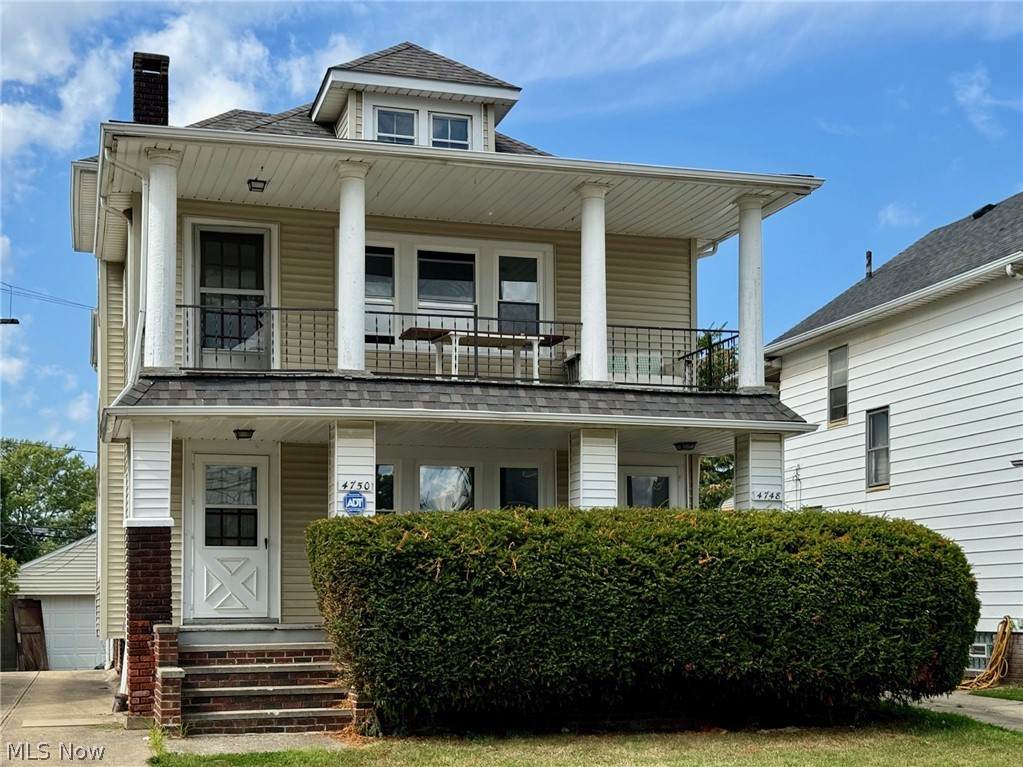 4748 94th Street - Photo 1