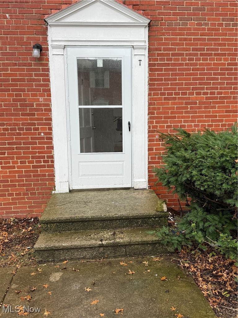 461 Kenwood Drive - Photo 1