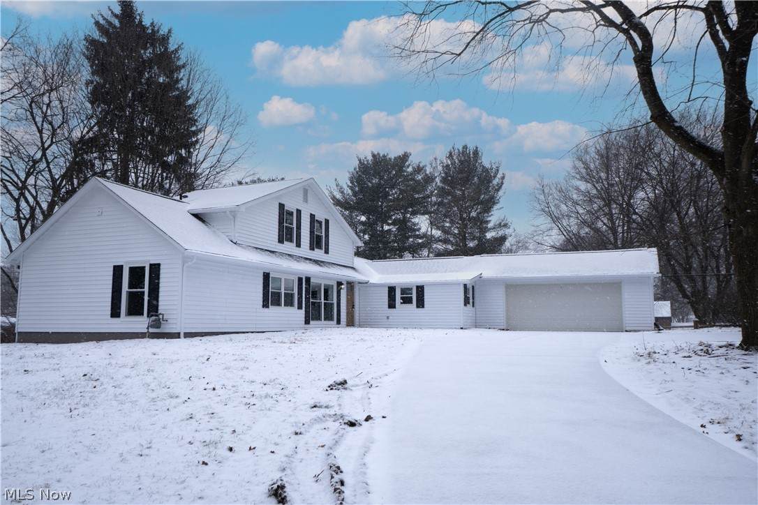 1038 Dell Circle - Photo 1