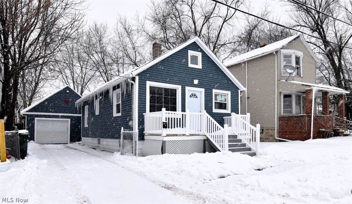 7505 Bancroft Avenue - Photo 1