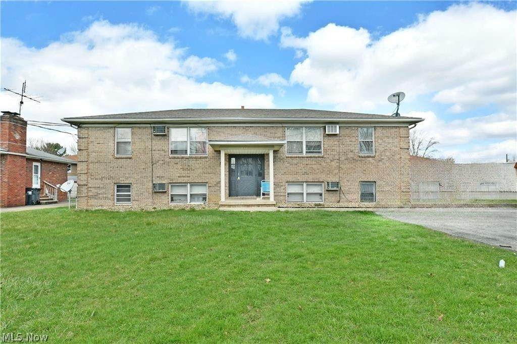 840 Moyer Avenue - Photo 1