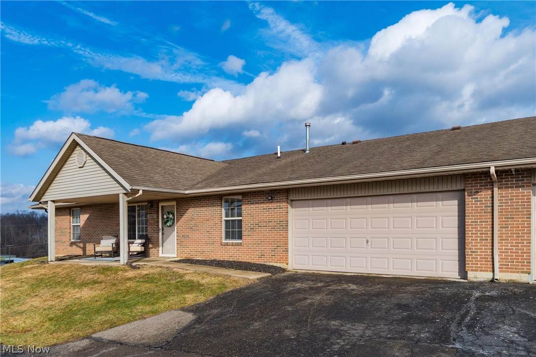 2660 Orchard Park - Photo 1