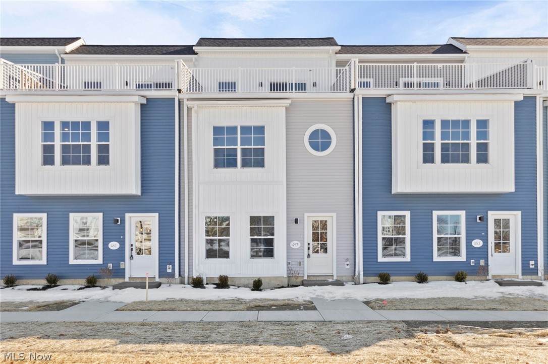 457 Harbor Lane - Photo 1