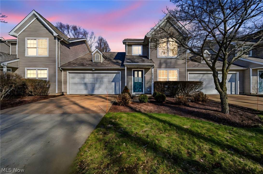 5556 Saint Thomas Lane - Photo 1