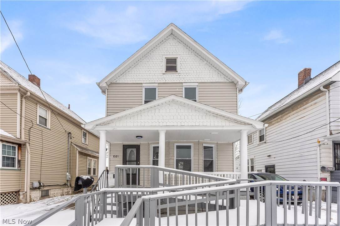 1501 Botany Avenue - Photo 1