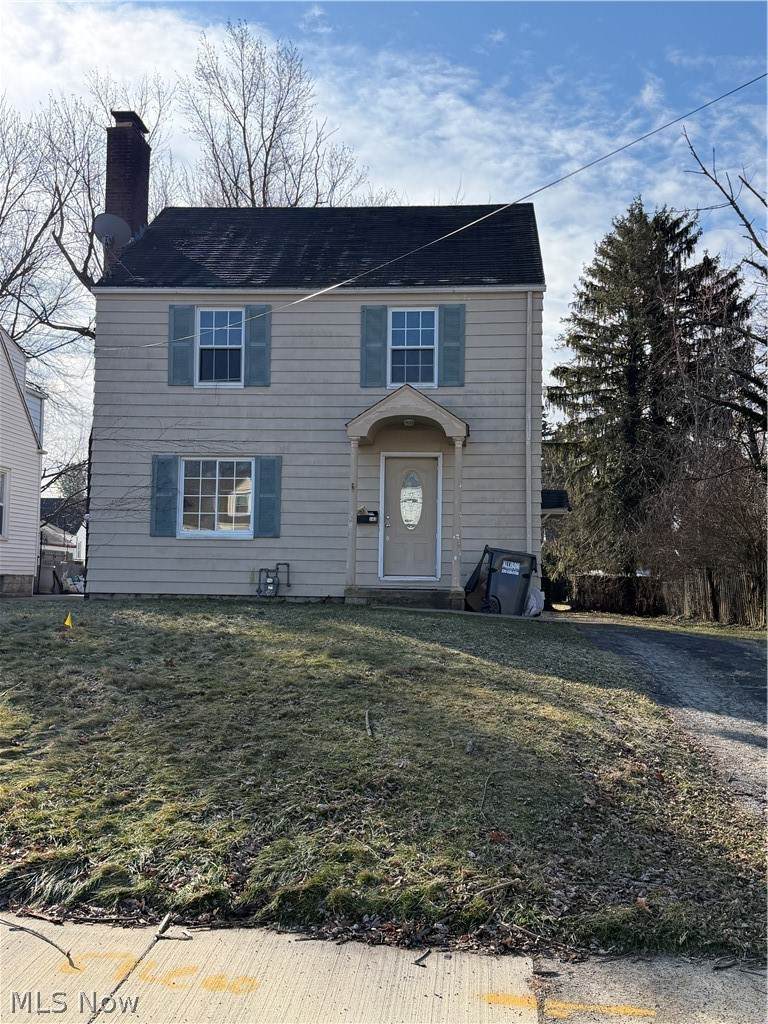 143 Clifton Drive - Photo 1