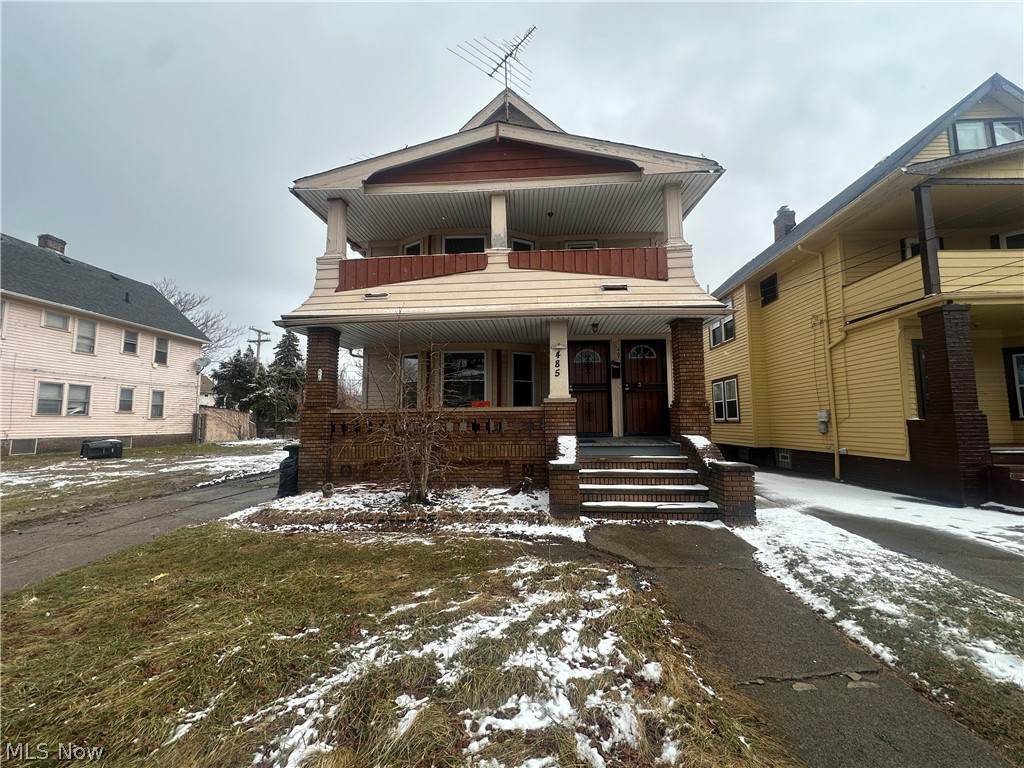 487 149th Street - Photo 1