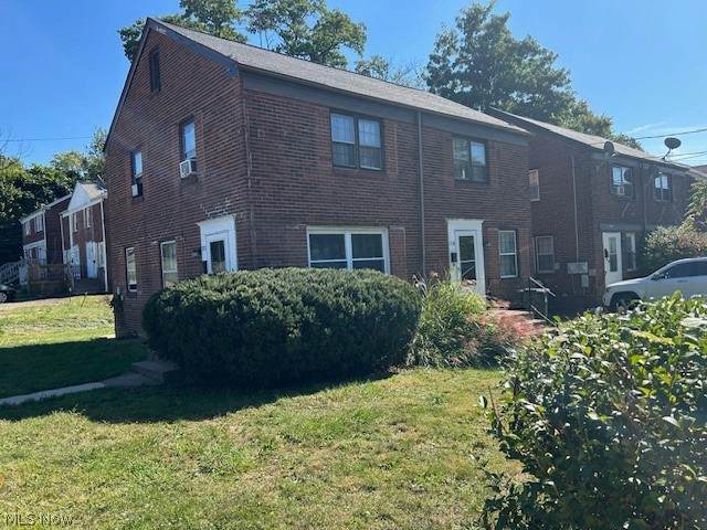 1736 Spring Avenue - Photo 1