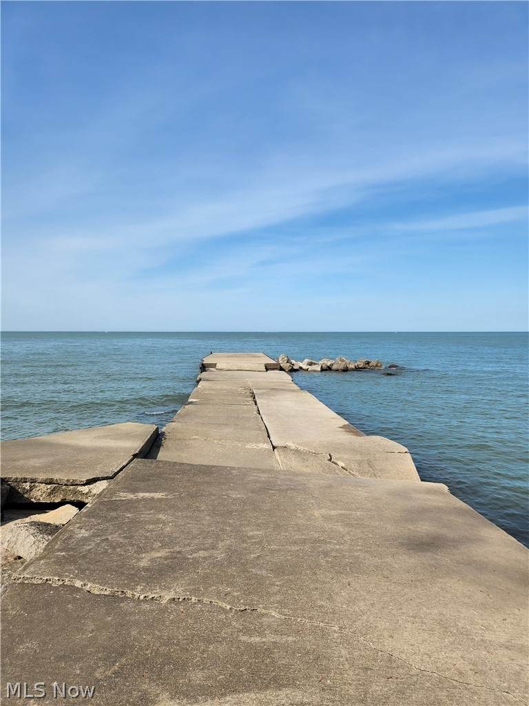 https://bt-photos.global.ssl.fastly.net/normls/orig_boomver_1_5191796-2.jpg
