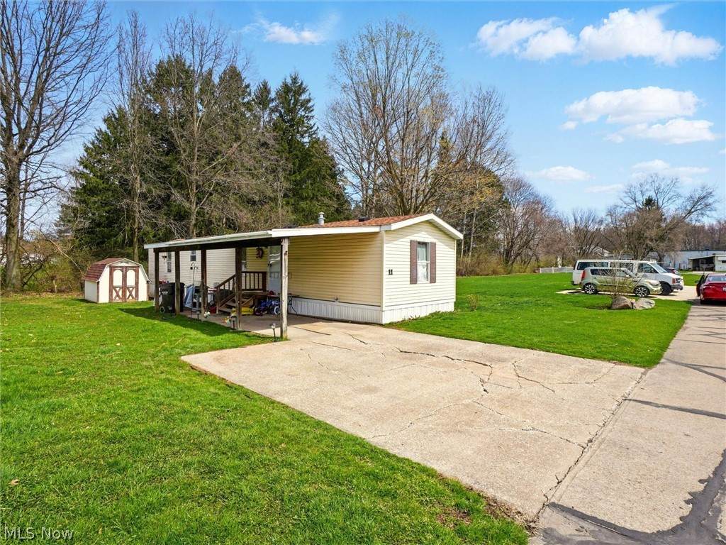 11 Caroll Avenue - Photo 1