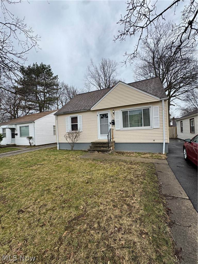 5923 Edgewood Road - Photo 1