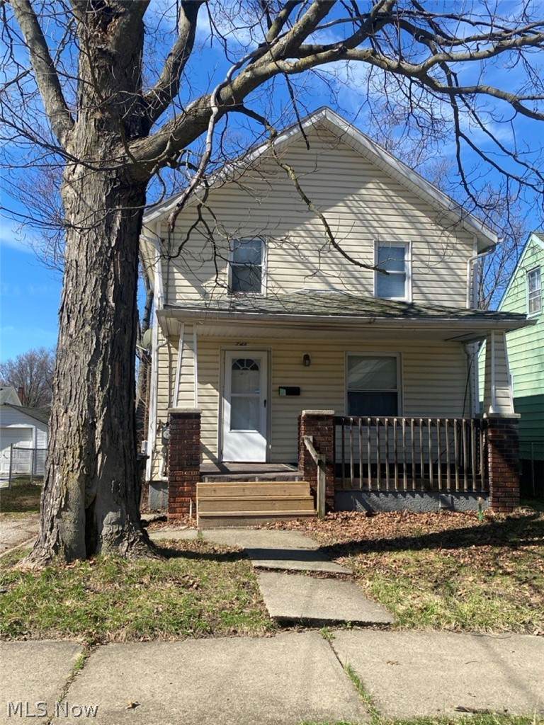 748 Merton Avenue - Photo 1