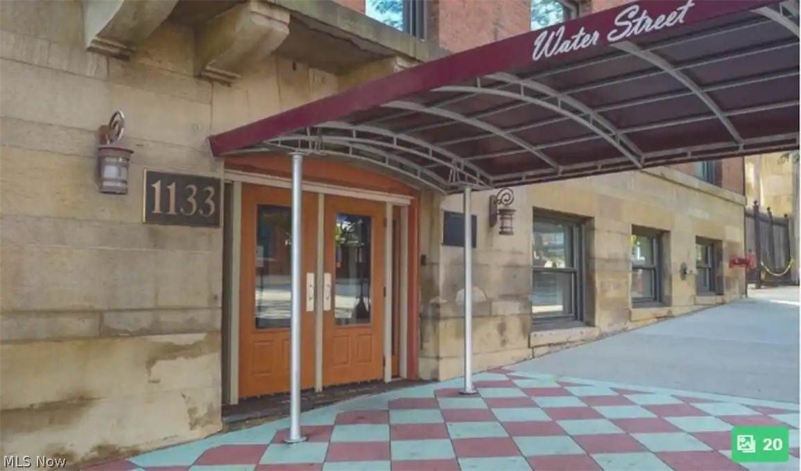 1133 9th Street - Photo 1