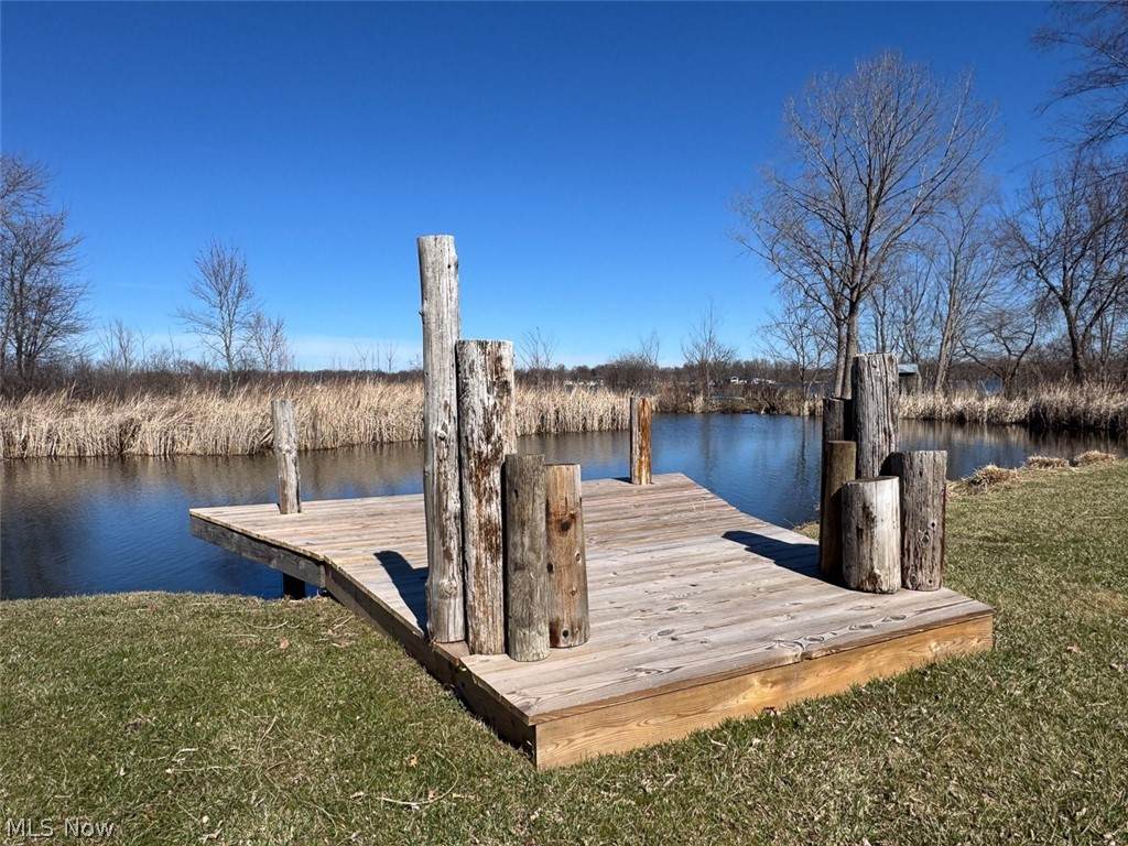  Lakeside Drive - Photo 1