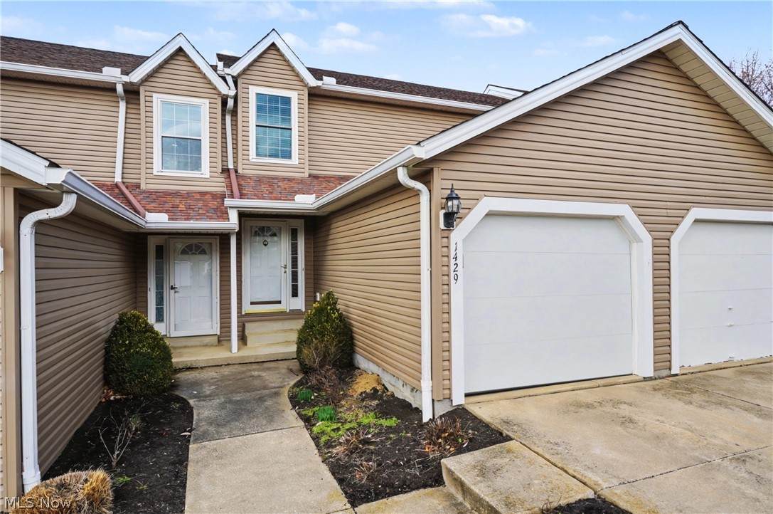 1429 Colony Drive - Photo 1