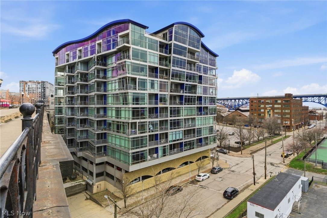 1237 Washington Avenue - Photo 1