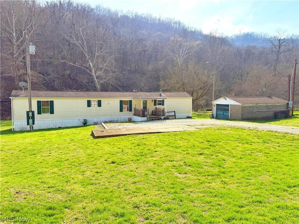 54290 Pipe Creek Road - Photo 1