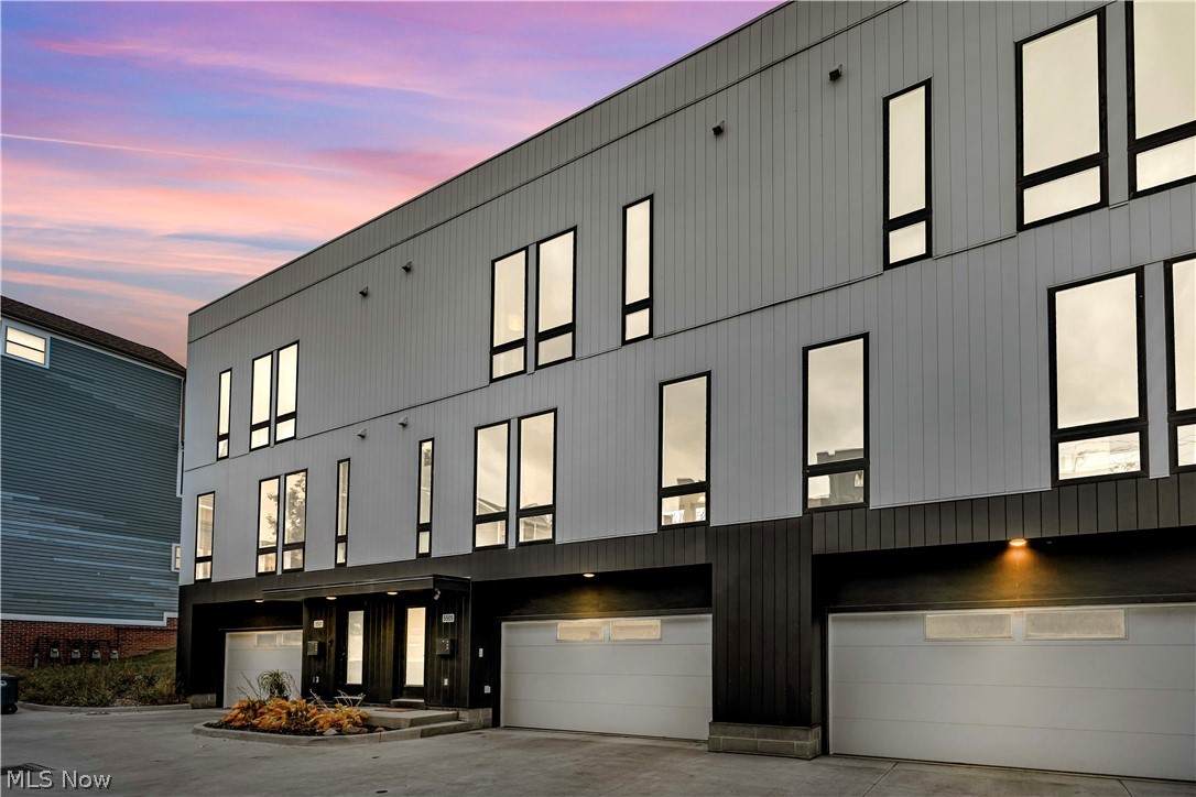 5505 Herman Avenue - Photo 1