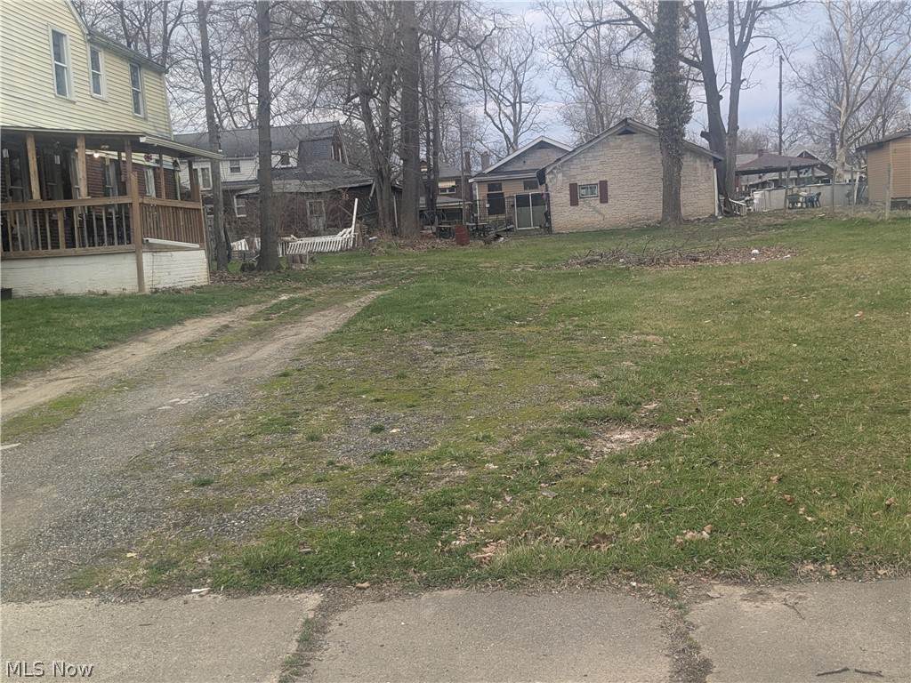 136 Philadelphia Avenue - Photo 1