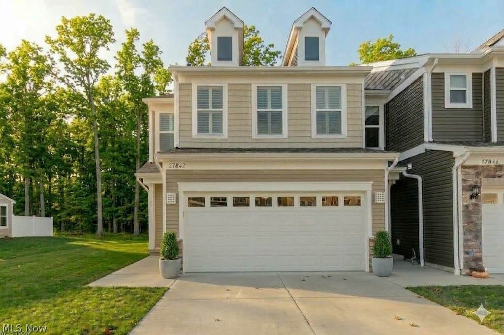 27842 Birchwood Court - Photo 1