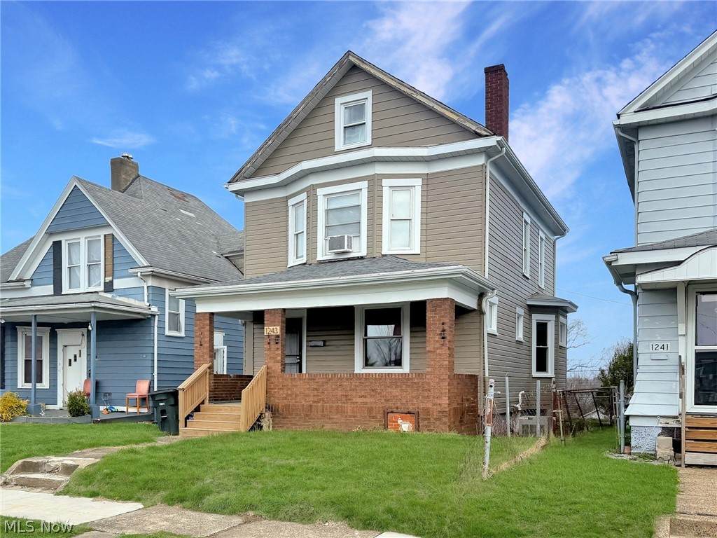 1243 Oakgrove Avenue - Photo 1
