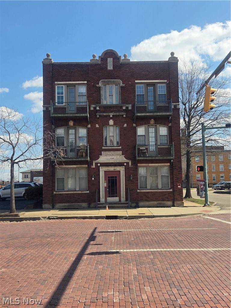 534 Cleveland Avenue - Photo 1
