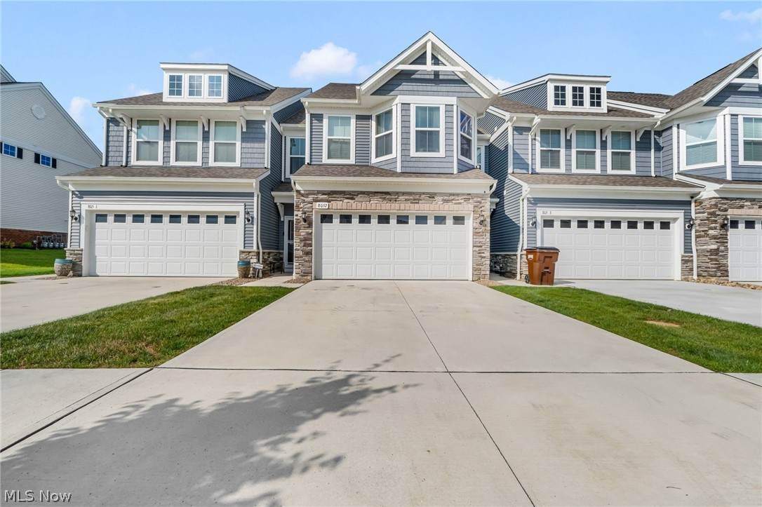 805 Dipper Lane - Photo 1