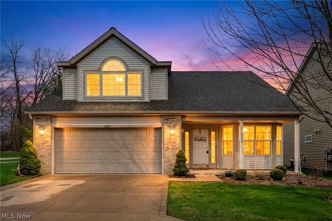 2640 Edgebrook Crossing - Photo 1