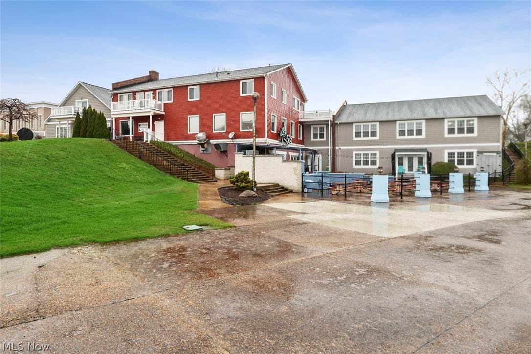 352 Main Street - Photo 1