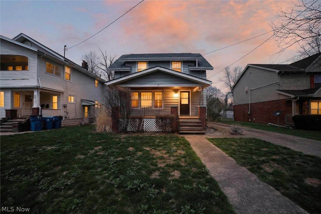 322 28th Street - Photo 1