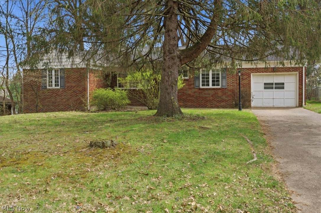 716 Briscoe Road - Photo 1