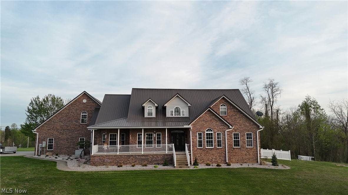 1384 Spider Ridge Road - Photo 1